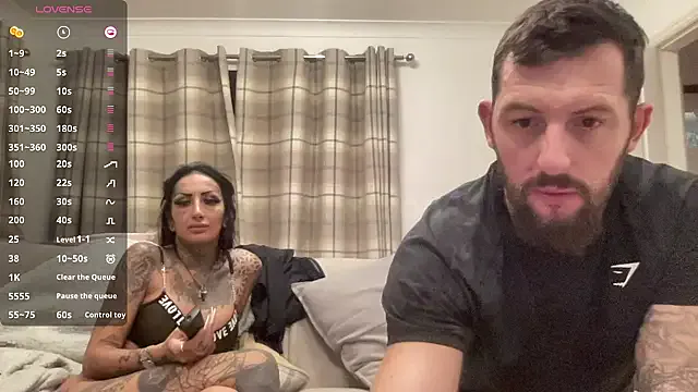 StripChat Winginglifetl is Freechat Winginglifetl — Oral on Tom