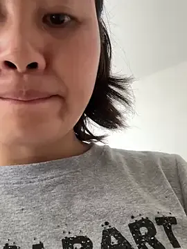 wly2028 — Freechat on StripChat