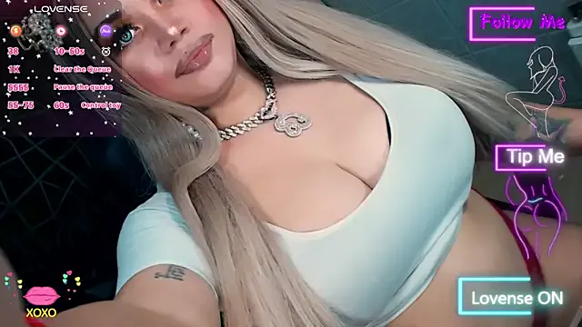 xHugeHarleySelfsuckerx on StripChat