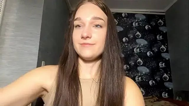 YahairaDuracher from StripChat is Freechat