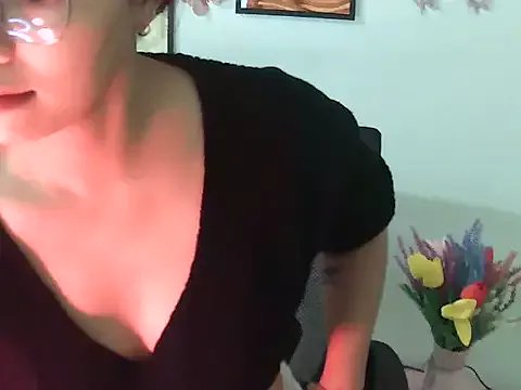 Your_viet from StripChat is Freechat