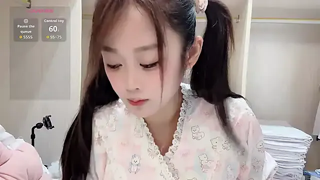 yueyue2003 on StripChat