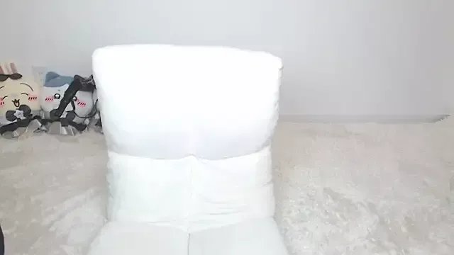 yuna_rin from StripChat is Freechat