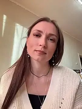 ZaraHill from StripChat is Freechat