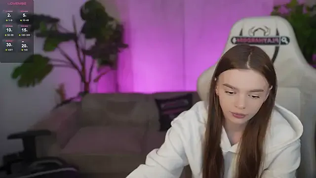 Zlata_Sky — show pussy